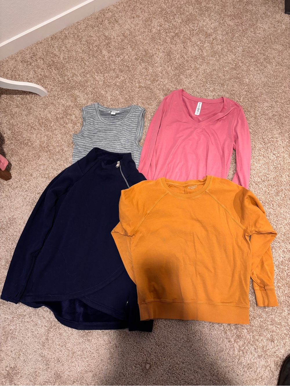 Athleta Bundle sz Small